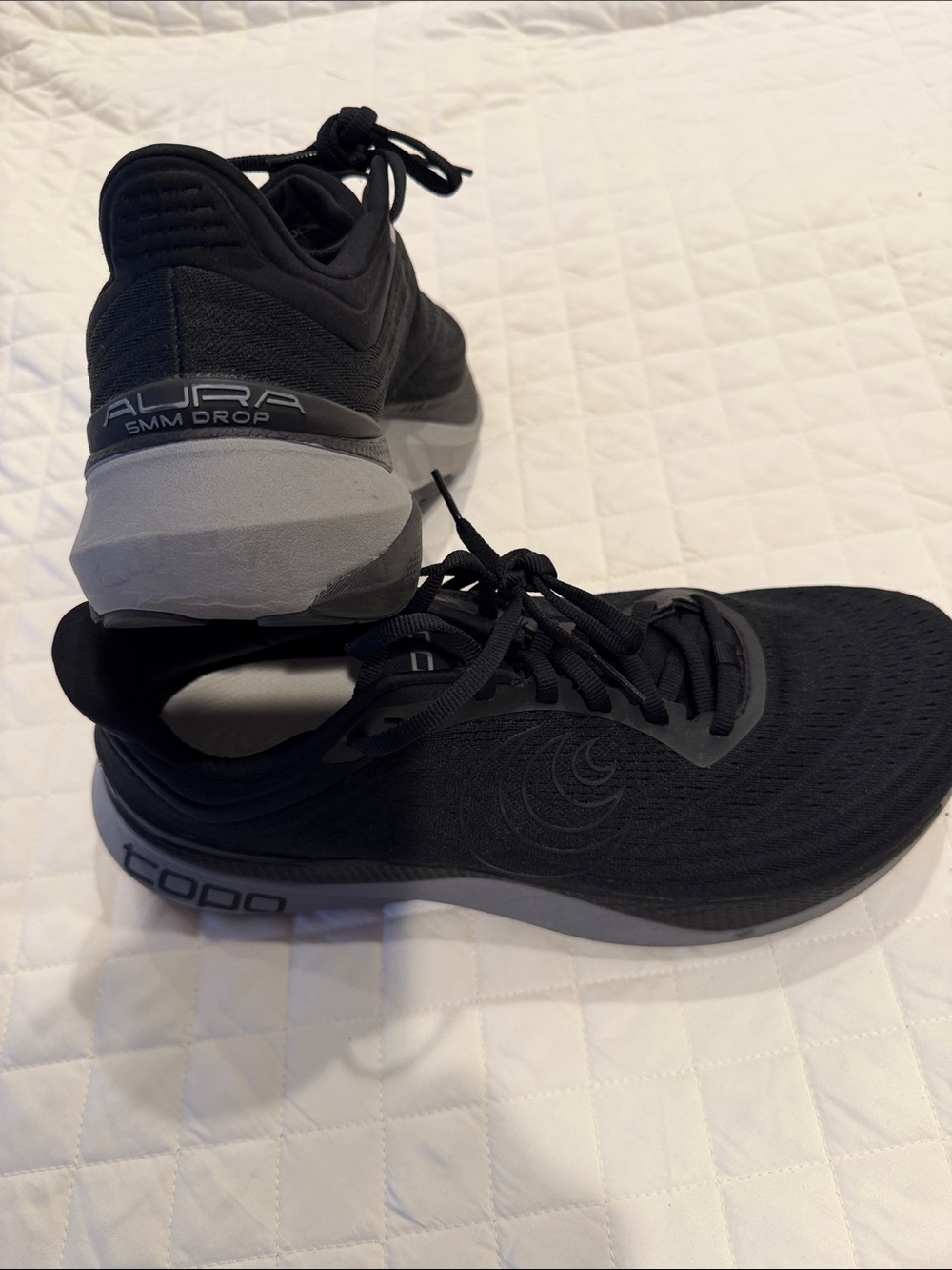 Topo Men's Black Aura Running Shoes